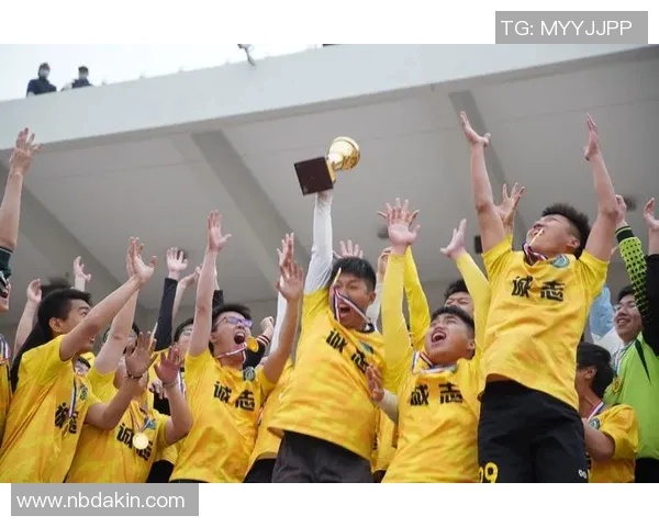 杭州街舞队边路渗透革新探索与实践的深度剖析与启示 杭州街舞队边路渗透革新探索与实践的深度剖析与启示